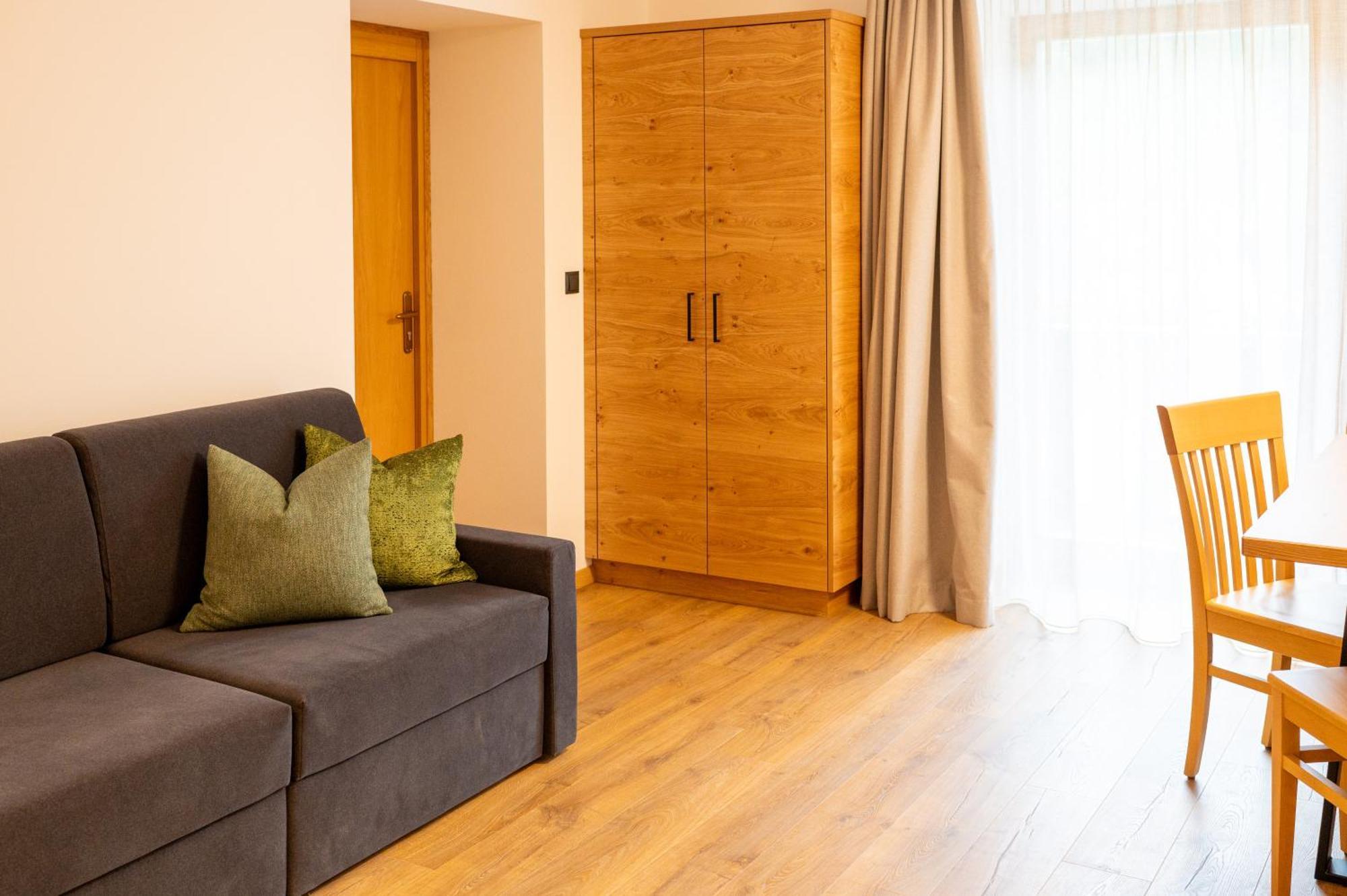 Weberhof Toblach Villa ภายนอก รูปภาพ